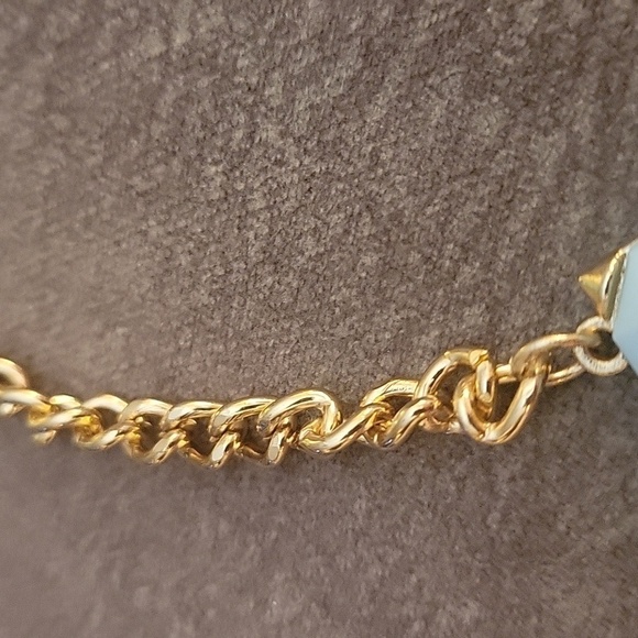 ETC! Mint Neon Green Geometric Mod Bib Necklace - Picture 6 of 7